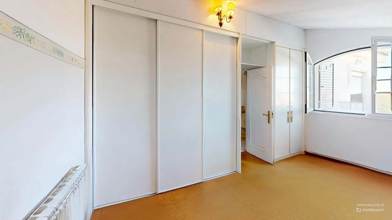 Armarios empotrados de puertas correderas en el dormitorio 2